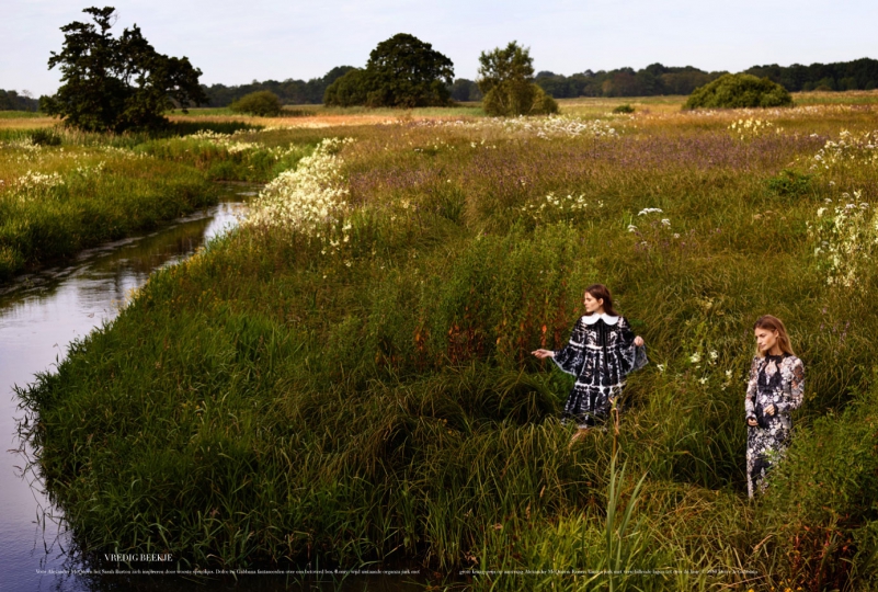 Renee Meijer en Romy Schönberger for Harpers Bazaar Dutch September 2014 Photographer Violaine Chapa 