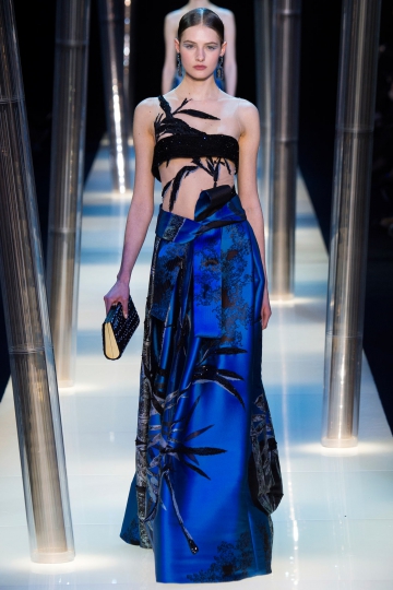 Sanne Vloet for Armani Privé Couture 2015 