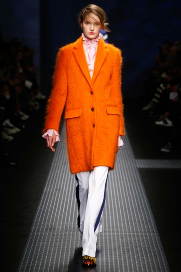 Sanne Vloet shows Milan Fall 2015 MSGM