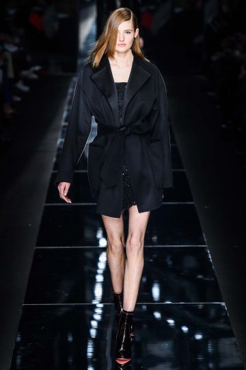 Sanne Vloet shows Milan Fall 2015 Blumarine