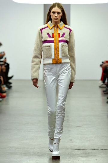 Sanne Vloet shows Milan Fall 2015 Iceberg