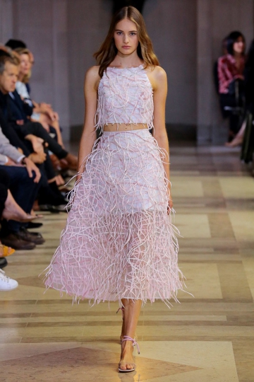 Sanne Vloet shows New York Spring Summer 2016 Carolina  Herrera