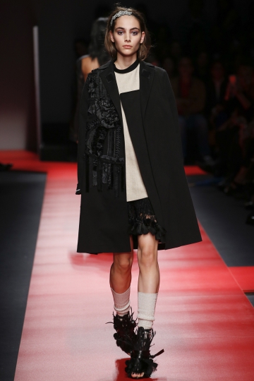 Romy Schönberger shows Milan Spring Summer 2016 No. 21