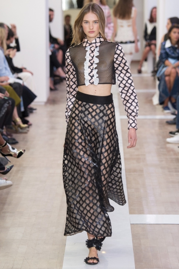 Sanne Vloet shows Paris Spring Summer 2016 Emanuel Ungaro