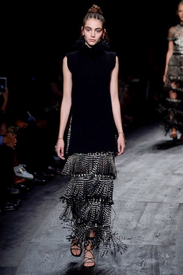 Romy Schönberger shows Paris Spring Summer 2016 Valentino