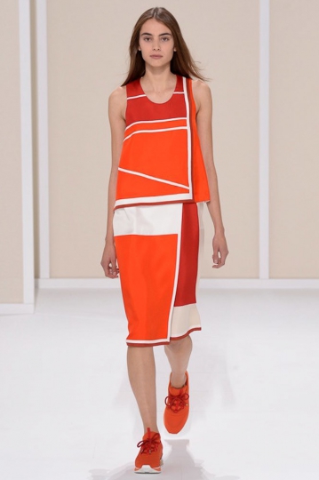 Romy Schönberger shows Paris Spring Summer 2016 Hermes