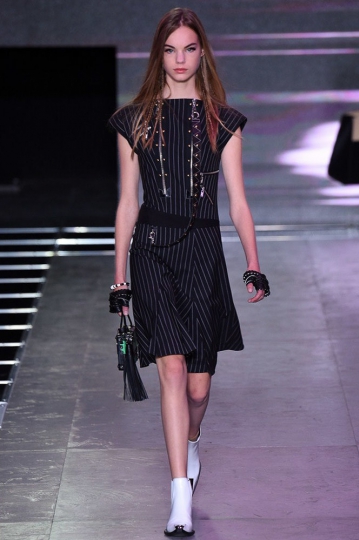 Estella Boersma world wide exclusive show Louis Vuitton Spring Summer 2016 