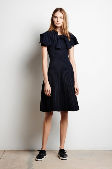 Sanne Vloet for Tomas Maier Pre-Fall 2016 