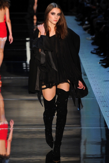 Romy Schönberger shows Couture Spring 2016 Alexandre Va uthier