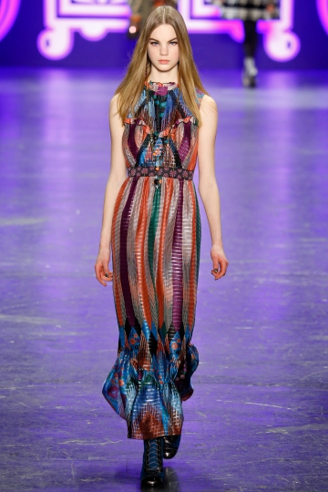Estella Boersma shows NY Fall 2016 Anna Sui