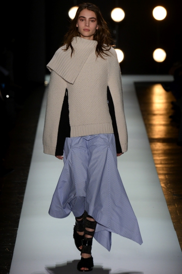 Romy Schönberger shows NY Fall 2016 BCBG
