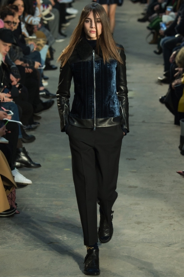 Romy Schönberger shows NY Fall 2016 Phillip Lim