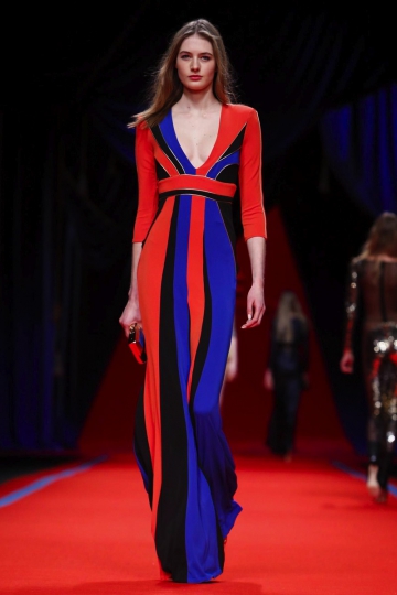 Sanne Vloet shows Milan Fall 2016 Elisabetta Franchi