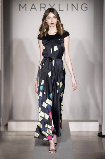 Jacobien van der Kleij shows Milan Fall 2016 Maryling