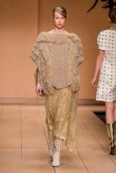 Quirine Engel shows Milan Fall 2016 Laura Biagotti