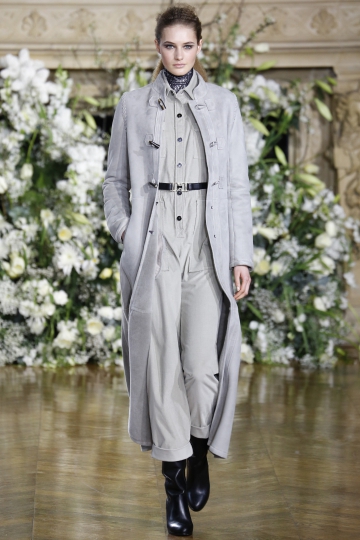 Sanne Vloet shows Parijs Fall 2016 Vanessa Seward