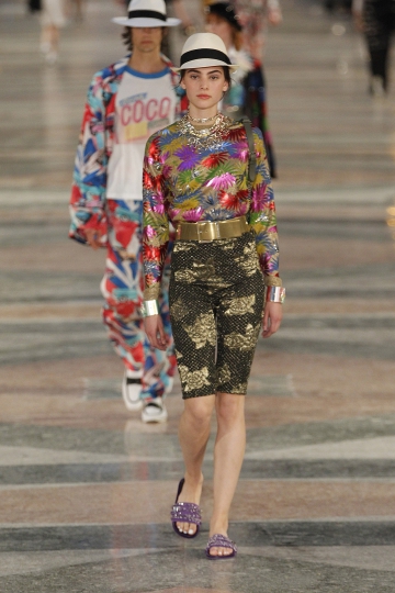 Romy Schönberger for Chanel’s Cruise collection 2017 by Karl Lagerfeld in Havana 