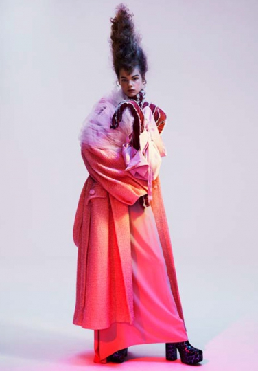 Estella Boersma for Office Magazine October 2016, photographer Benjamin Lennox 