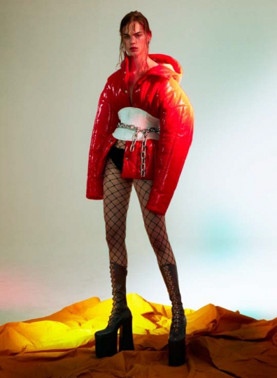 Estella Boersma for Office Magazine October 2016, photographer Benjamin Lennox 