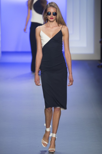 Sanne Vloet Shows NY Spring 2017 Cushnie et Ochs