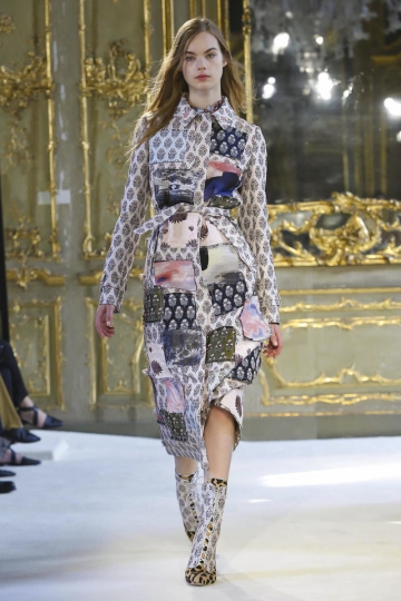 Estella Boersma shows Milan Spring 2017 Gambia