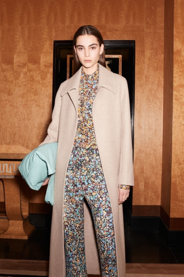 Romy Schönberger for Victoria Beckham Pre-Fall 2017, photographer Andrea Sportono 