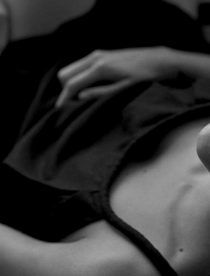 Sanne Vloet for Monrowe Magazine January 2017 photographer Diego Uchitel, stylist Liz Mclean 