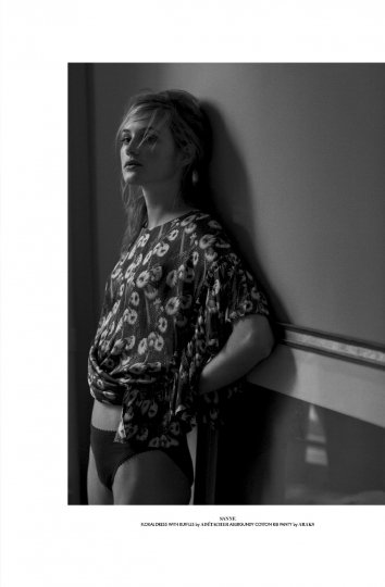 Sanne Vloet for Monrowe Magazine January 2017 photographer Diego Uchitel, stylist Liz Mclean 