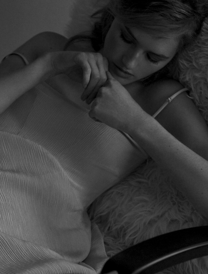 Sanne Vloet for Monrowe Magazine January 2017 photographer Diego Uchitel, stylist Liz Mclean 