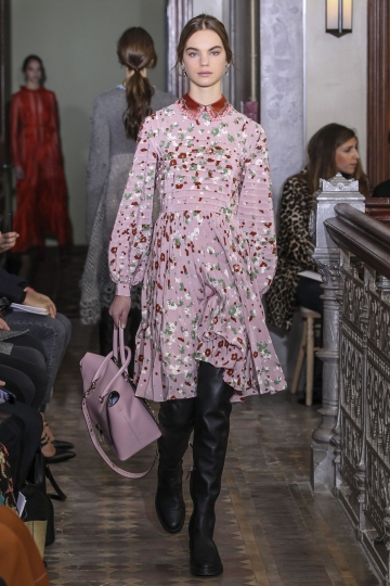 Estella Boersma for Valentino Pre-Fall show 2017 