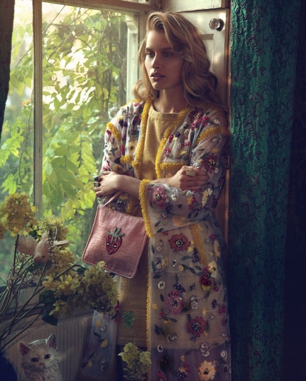 Annemara Post for You Magazine January 2017, photographer Andres de Lara 