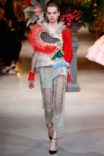 Estella Boersma Couture shows Spring 2017 Victor  & Rolf