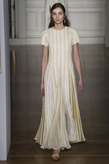 Romy Schönberger Couture shows Spring 2017 Valentino