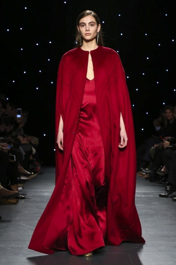 Romy Schönberger for shows Fall/Winter NY 2017 Oday Shakar