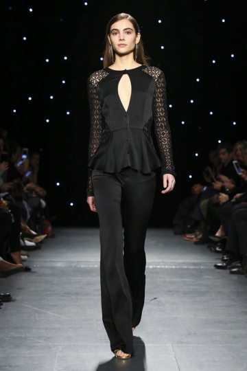 Romy Schönberger for shows Fall/Winter NY 2017 Oday Shakar