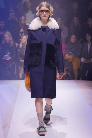 Veerle Verboom shows  FW 2017 Londen Anya Hindmarch 