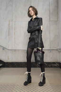 Laïs van Niel Shows Paris FW 2017 Delphine Delafon 