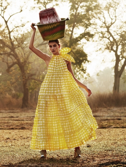 Romy Schönberger for Dutch Elle June 2017, photographer Jeroen W. Mantel, stylist, Thomas Vermeer, hair and make-up Ellen Romeijn 