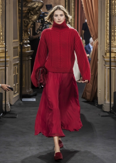 Sanne Vloet show Massimo Dutti FW 2017 