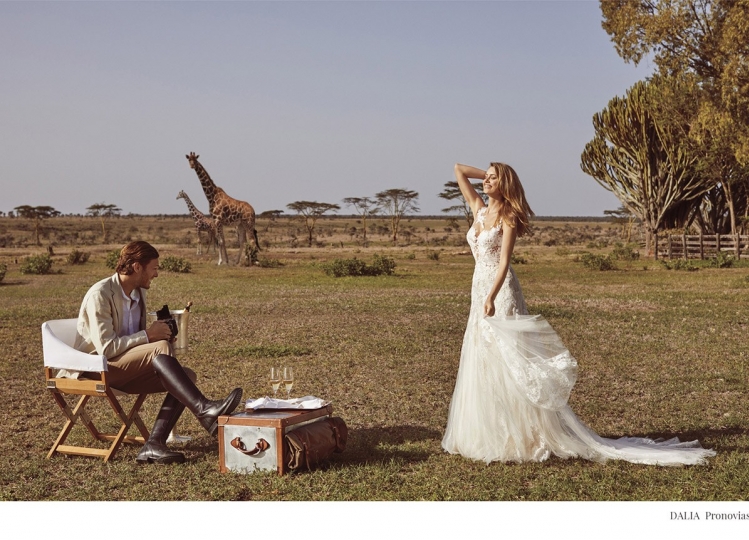 Hanna Verhees for Pronovias Campaign 2018, photographer Miguel Reveriego, stylist Belen Antolin 