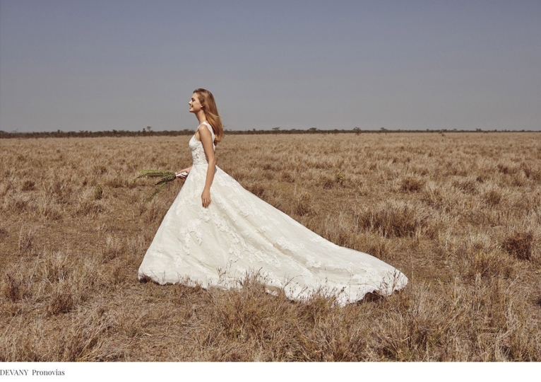 Hanna Verhees for Pronovias Campaign 2018, photographer Miguel Reveriego, stylist Belen Antolin 