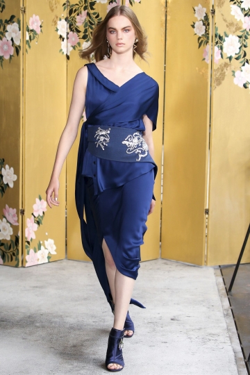 Estella Boers shows in NY SS 2018 Adeam