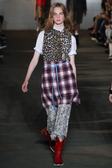 Estella Boers shows in NY SS 2018 R 13