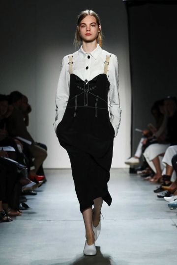 Estella Boers shows in NY SS 2018 Colovos