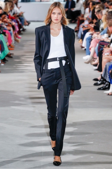 Sanne Vloet shows New York SS 2018 Tibi