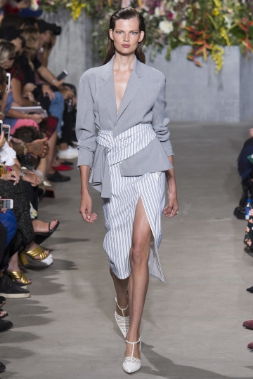 Bette Franke shows NY SS 2018 Jason Wu