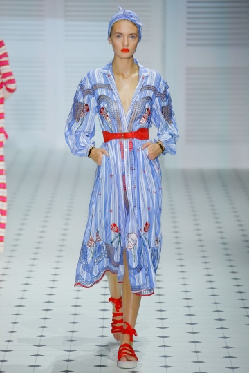 Romy  Elema shows London SS 2018 Temperley London