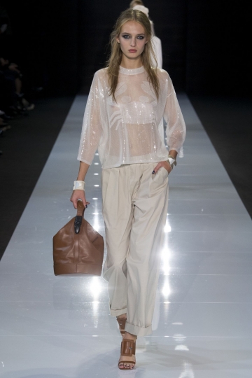 Romy  Elema shows London SS 2018 Emporio Armani