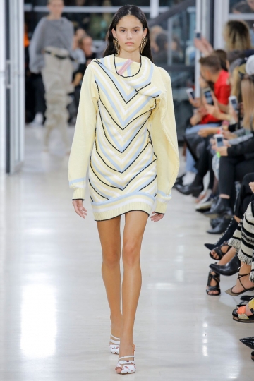 Nikki Vonsee shows Paris SS 2018 Yproject