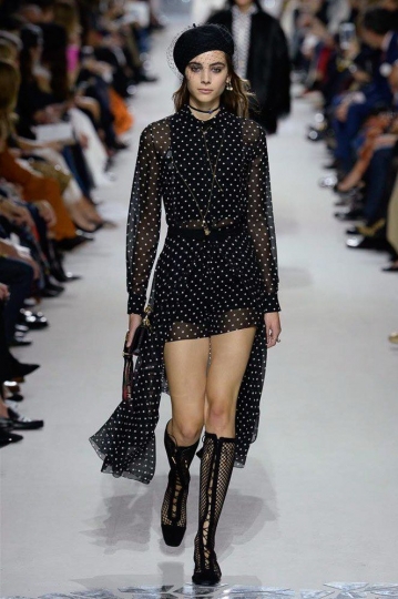 Romy Schönberger shows Paris SS 2018 Christian Dior